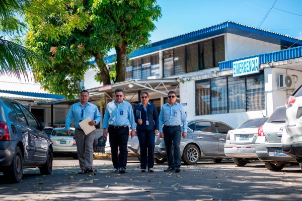 Examinan uso de recursos en Hospital de Santiago de Mar&iacute;a
