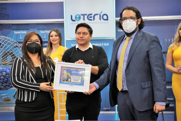 LNB REALIZA SORTEO EN HONOR AL 80 ANIVERSARIO DE LA CCR