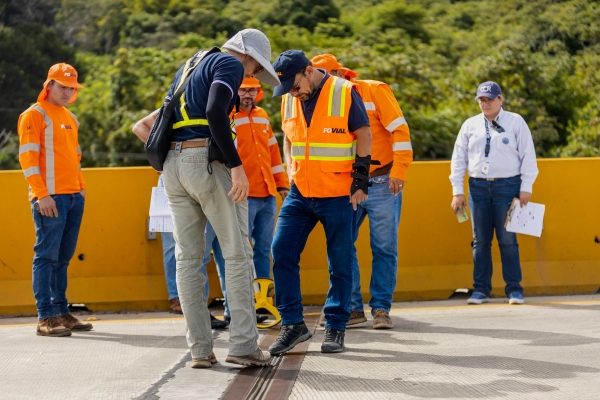 CCR verifica avances y calidad en obras del bypass Claudia Lars