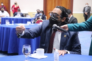 CORTE DE CUENTAS EN MESA DE TRABAJO PARA  FORTALECER LA &Eacute;TICA Y LA TRANSPARENCIA