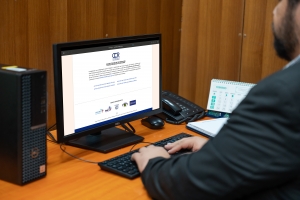 Corte de Cuentas autoriza ejercicio de firmas privadas de auditor&iacute;a