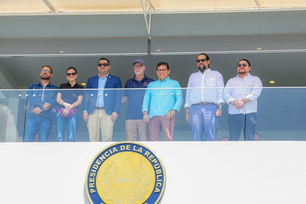 Presidente Sosa particip&oacute; en evento &ldquo;Generaci&oacute;n que Florece&rdquo;